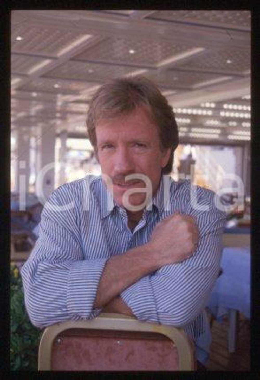 35mm vintage slide* 1985 ca CINEMA Ritratto dell'attore Chuck NORRIS (20)