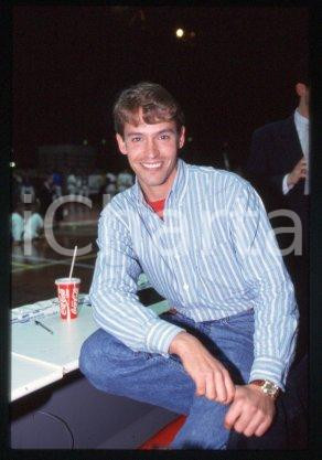 35mm vintage slide* 1990 ca MILANO IL RAGAZZO DAL KIMONO D'ORO - Ron WILLIAMS 8