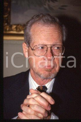35mm vintage slide* 1999 ca MILAN economist & professor Oliver WILLIAMSON (1O)