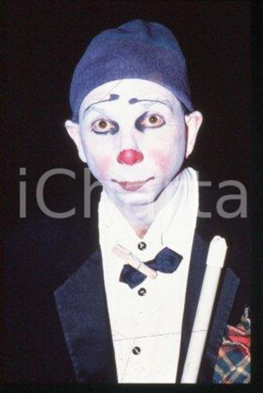 35mm vintage slide* 1990 ca THEATER a theatrical clown BUFFO Howard BUTEN (1)