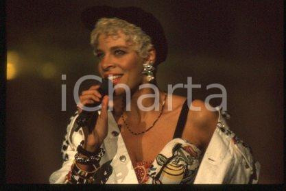35mm vintage slide* 1989 SANREMO Pop Festival Pop singer YAZZ - Yasmin EVANS (2)