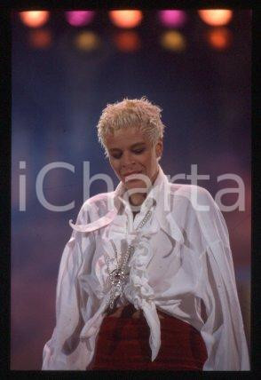 35mm vintage slide* 1989 ca MUSIC English pop singer YAZZ Yasmin EVANS (22)