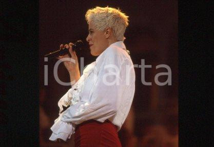 35mm vintage slide* 1989 ca MUSIC English pop singer YAZZ Yasmin EVANS (25)