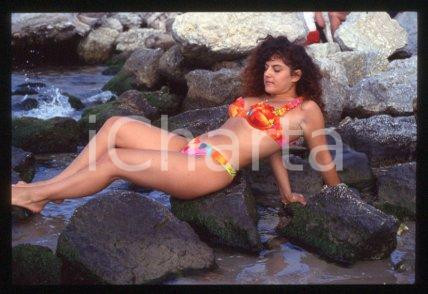 35mm vintage slide* 1986 ca ITALY a singer Manuela VILLA in a bathing suit (5)