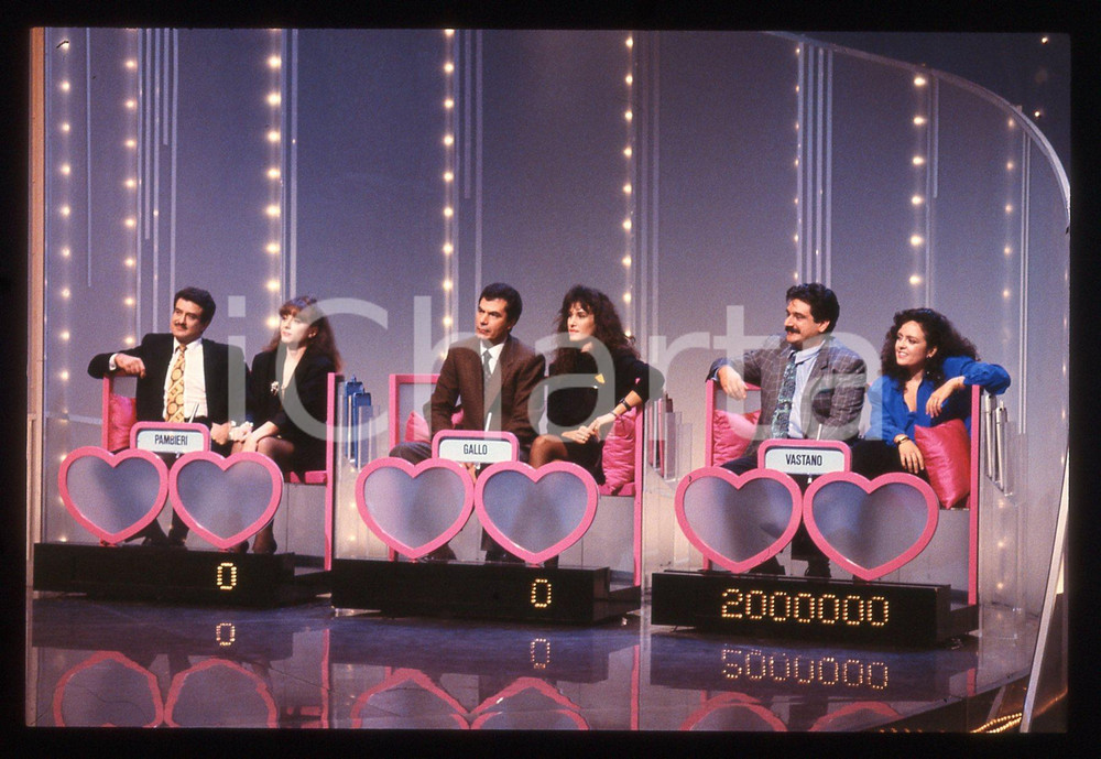 35mm vintage slide* 1990 ca CANALE 5 TRA MOGLIE E MARITO VIP - Momento del gioco