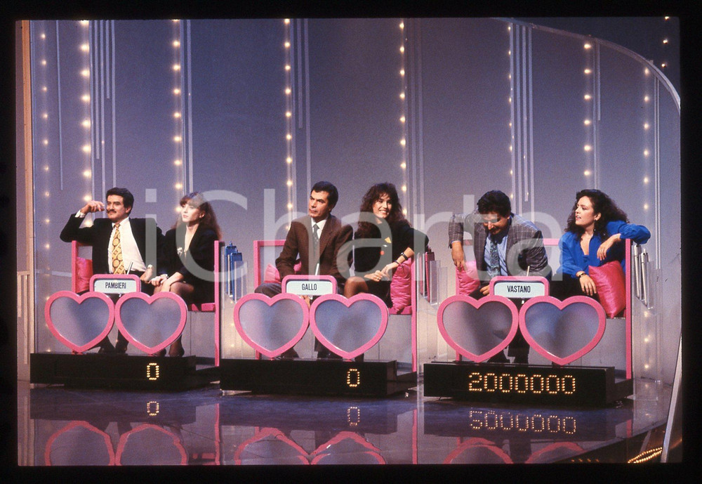 35mm vintage slide* 1990 ca CANALE 5 TRA MOGLIE E MARITO VIP-Momento del gioco 2