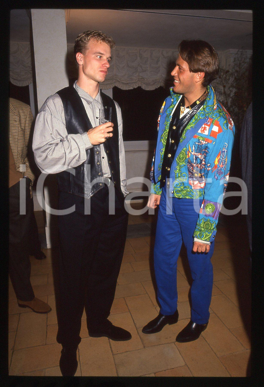 35mm vintage slide* 1993 ITALIA CALCIO Dennis BERGKAMP e Paolo TRAMEZZANI (2)