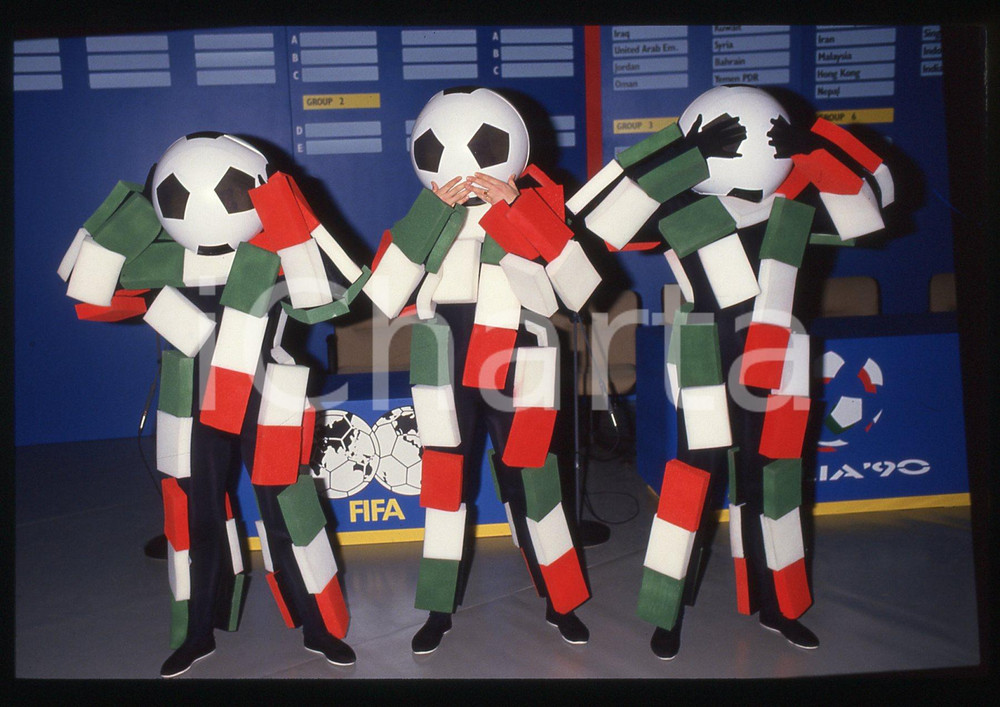 35mm vintage slide* 1989 ROMA PALAEUR Mascotte ITALIA '90 CIAO - Ritratto (5)
