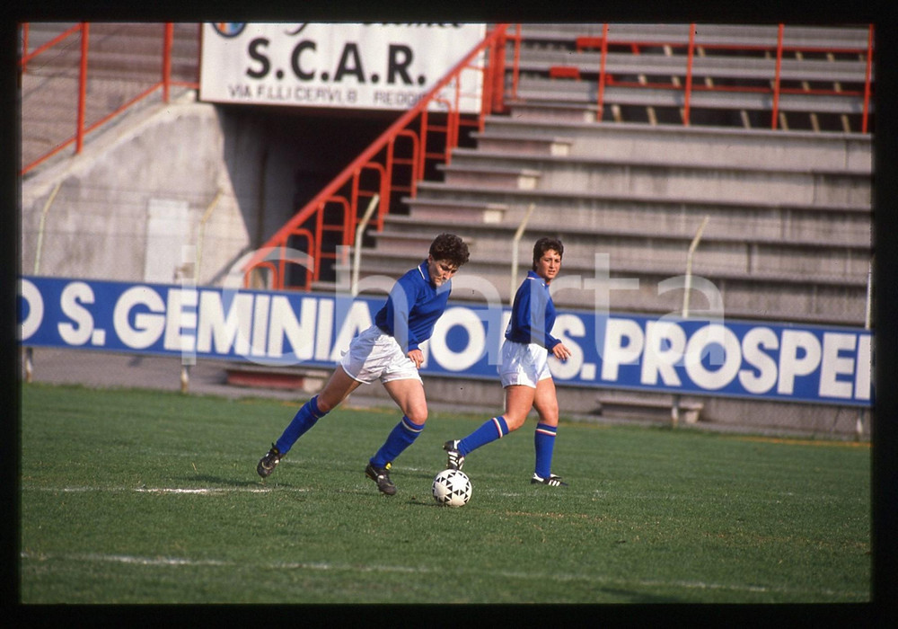 35mm vintage slide* 1989 REGGIO EMILIA - CALCIO FEMMINILE Maria MARIOTTI (3)