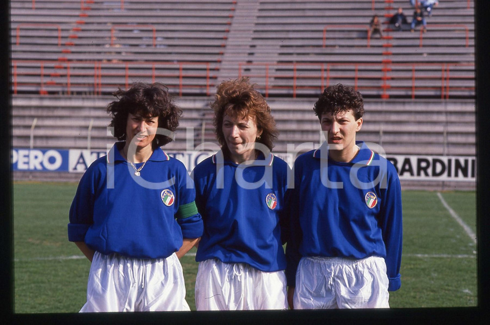 35mm vintage slide* 1989 REGGIO EMILIA - CALCIO FEMMINILE Elisabetta VIGNOTTO 3