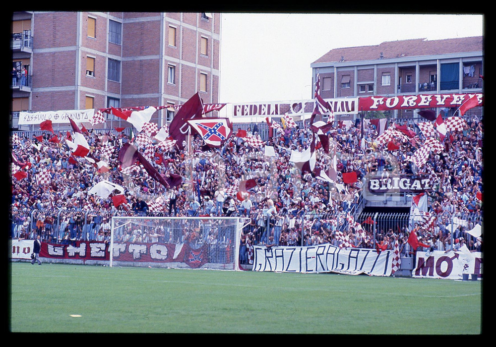 35mm vintage slide* 1990 ca REGGIO EMILIA Stadio MIRABELLO - Ultras REGGIANA (2)