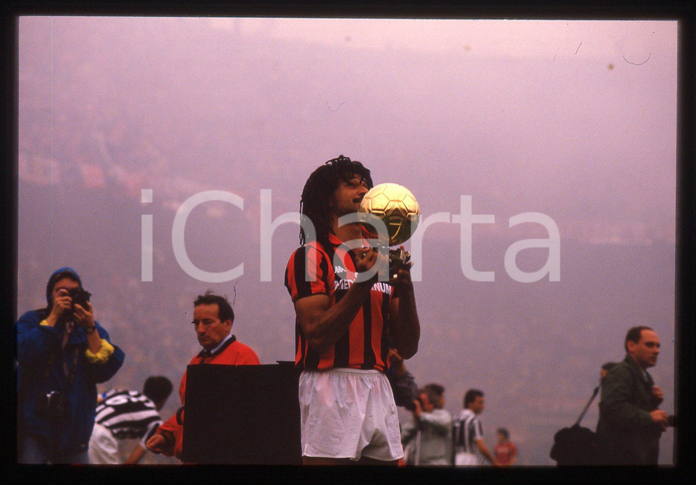 35mm vintage slide* 1988 MILANO - STADIO MEAZZA Ruud GULLIT Pallone d'oro (2)