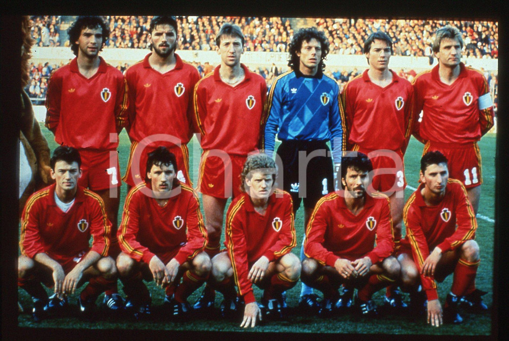 35mm vintage slide* 1990 ca CALCIO Formazione iniziale BELGIO