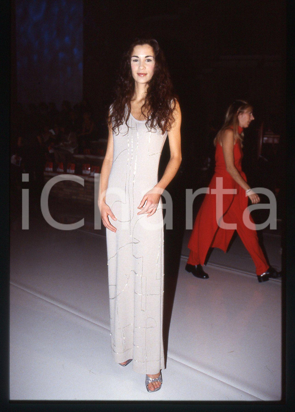 35mm vintage slide* 2000 ca MODA Gloria BELLICCHI a sfilata di Laura BIAGIOTTI 2