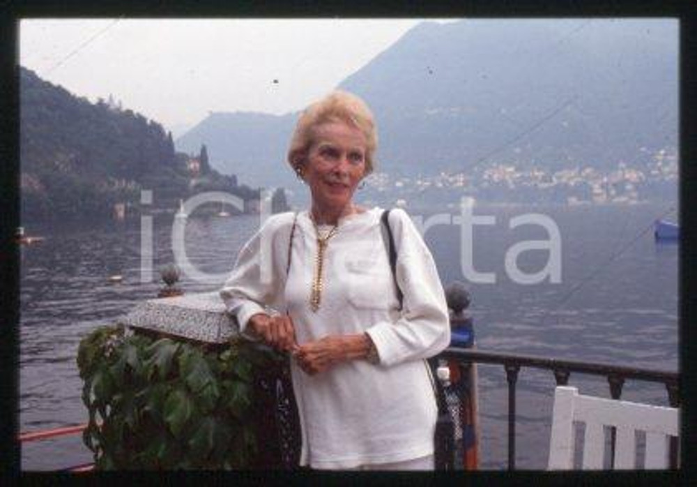 35mm vintage slide* 1992 CERNOBBIO VILLA D'ESTE American actress Janet LEIGH 46