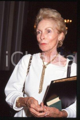 35mm vintage slide* 1992 CERNOBBIO VILLA D'ESTE American actress Janet LEIGH 65