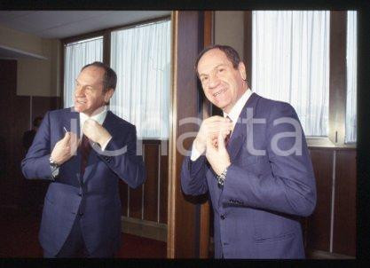 35mm vintage slide* 1992 ca PSI Italian politician Paris DELL'UNTO Portrait (10)