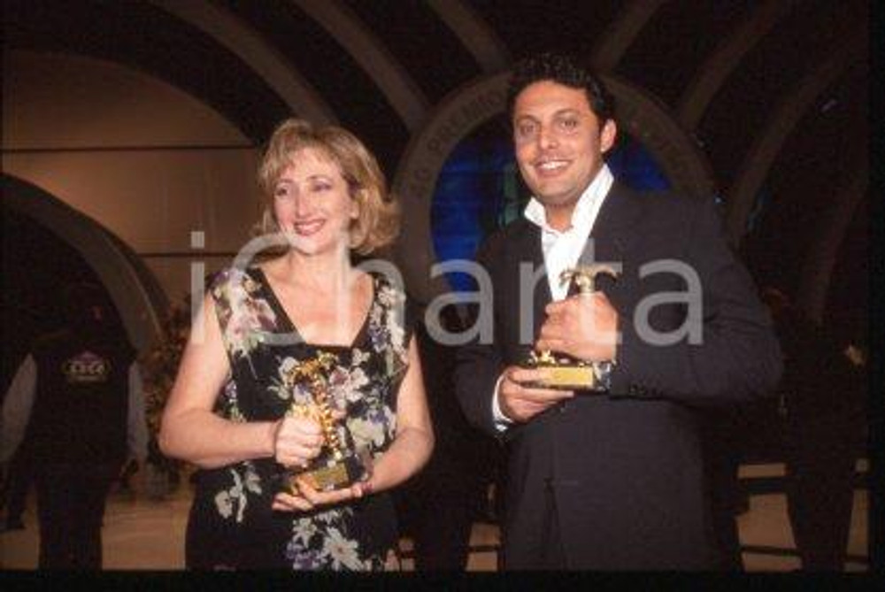 35mm vintage slide* 1998 ca RAI1 ITALY - Lunetta SAVINO & Enrico BRIGNANO (23)