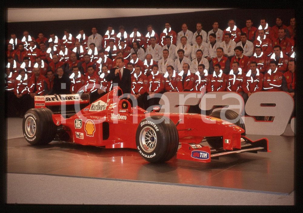 35mm vintage slide* 1999 MARANELLO FORMULA 1 Jean TODT presenta FERRARI F399 (2)