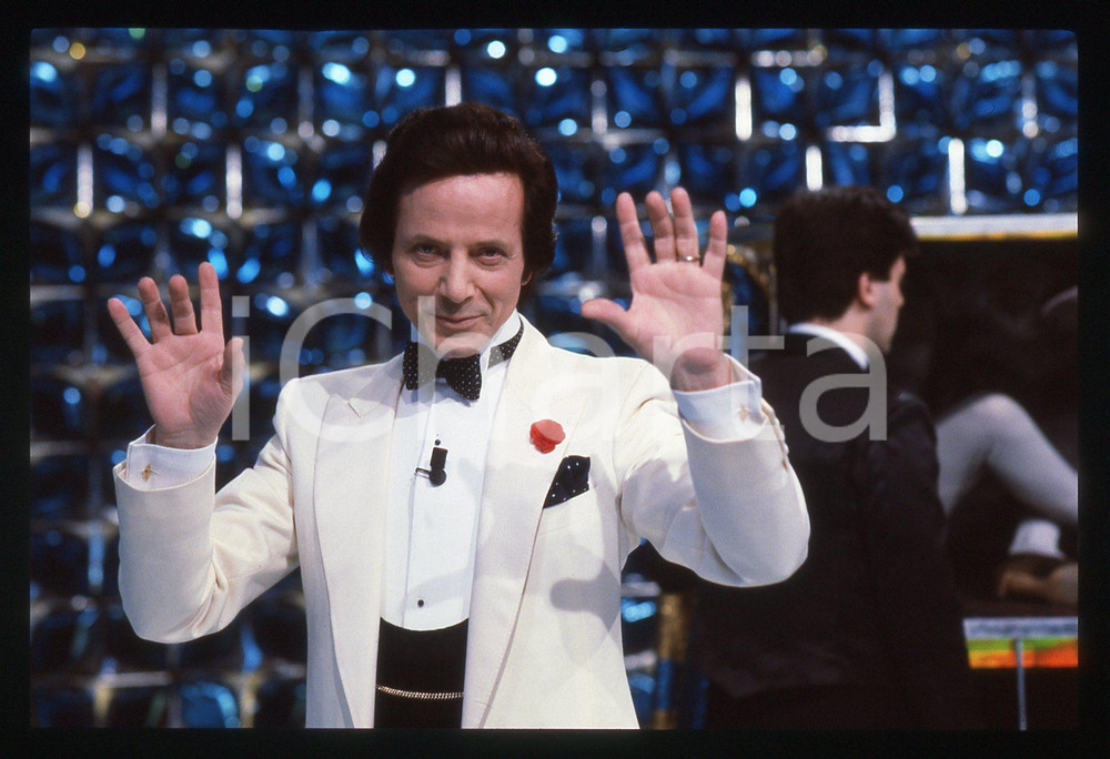 35mm vintage slide* 1984 RAI 2 IL TRAPPOLONE Mago SILVAN - Gioco di prestigio 37