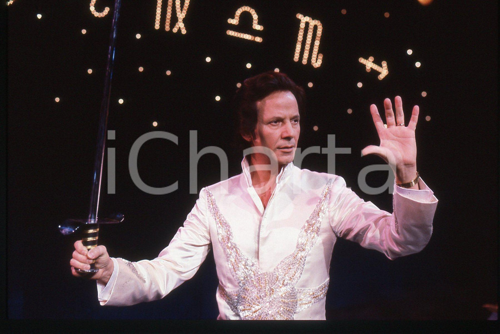 35mm vintage slide* 1984 RAI 2 IL TRAPPOLONE Mago SILVAN - Gioco di prestigio 73