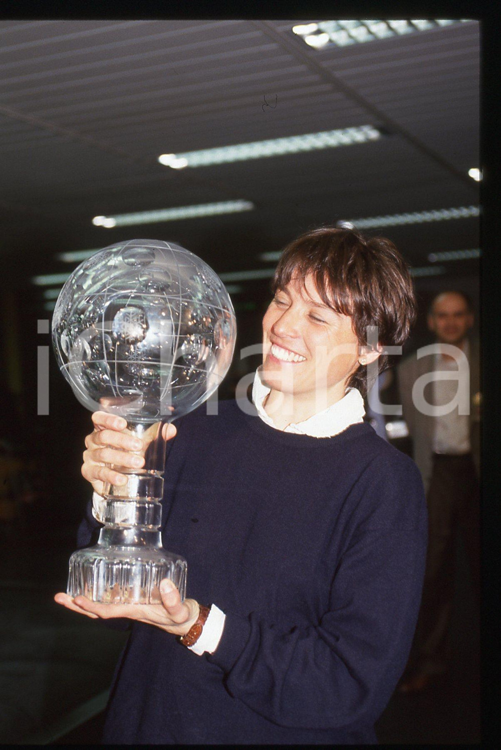 35mm vintage slide* 1996 ITALIA Manuela DI CENTA con Coppa Mondo SCI DI FONDO 8