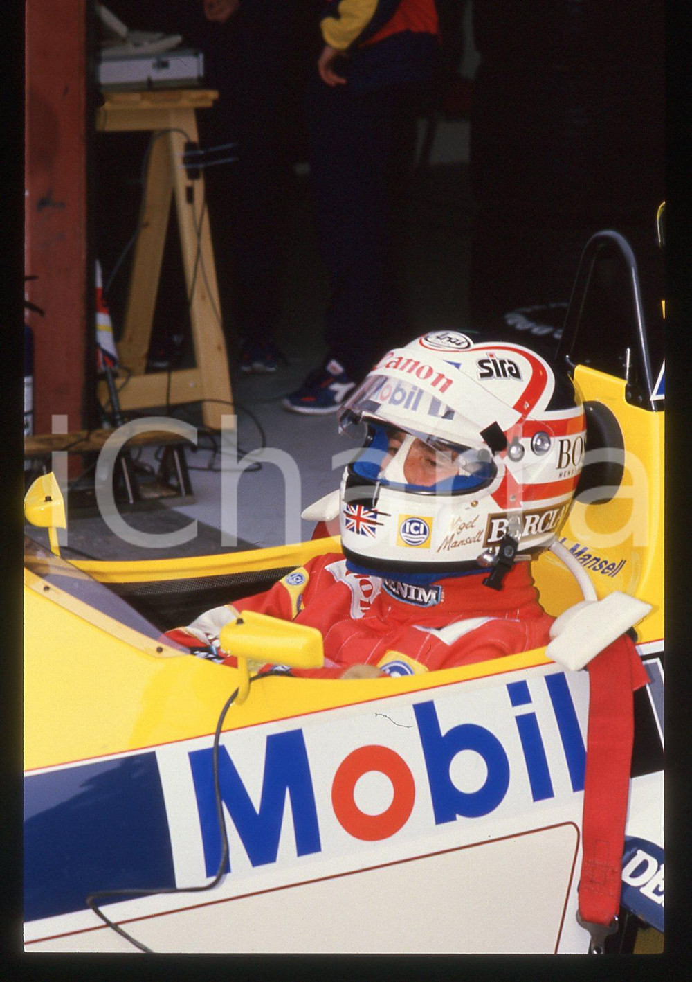 35mm vintage slide* 1988 GP SAN MARINO Nigel MANSELL su WILLIAMS FW12 ai box (2)