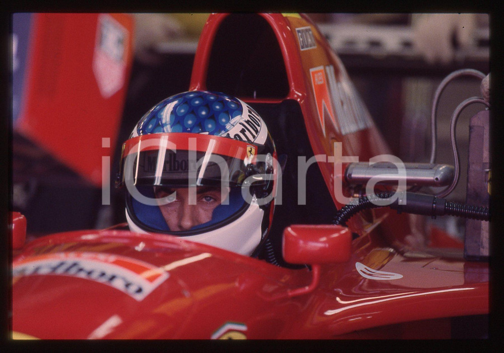 35mm vintage slide* 1995 GP SAN MARINO Jean ALESI su FERRARI 412T2 ai box (2)