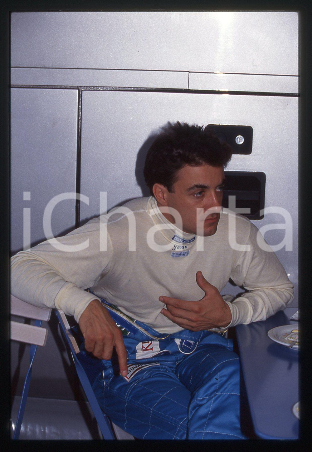 35mm vintage slide* 1996 F1 Jean ALESI nel motorhome BENETTON - Ritratto (10)