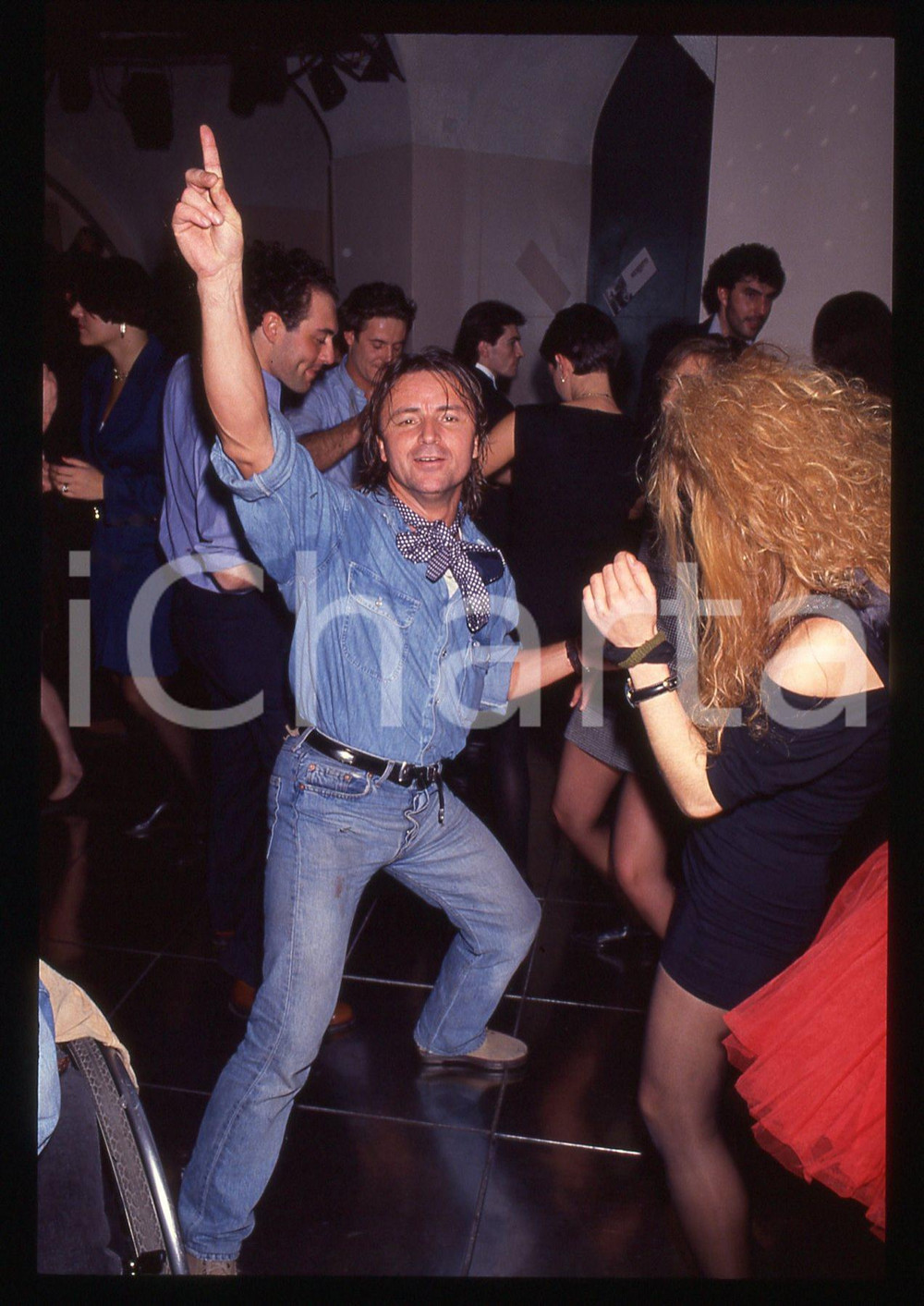 35mm vintage slide* 1993 RIVALTA COSTUME Renè ARNOUX Capodanno discoteca AVILA 7