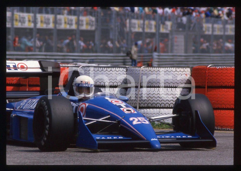 35mm vintage slide* 1988 GP SAN MARINO René ARNOUX su LIGIER JS31 rientra ai box
