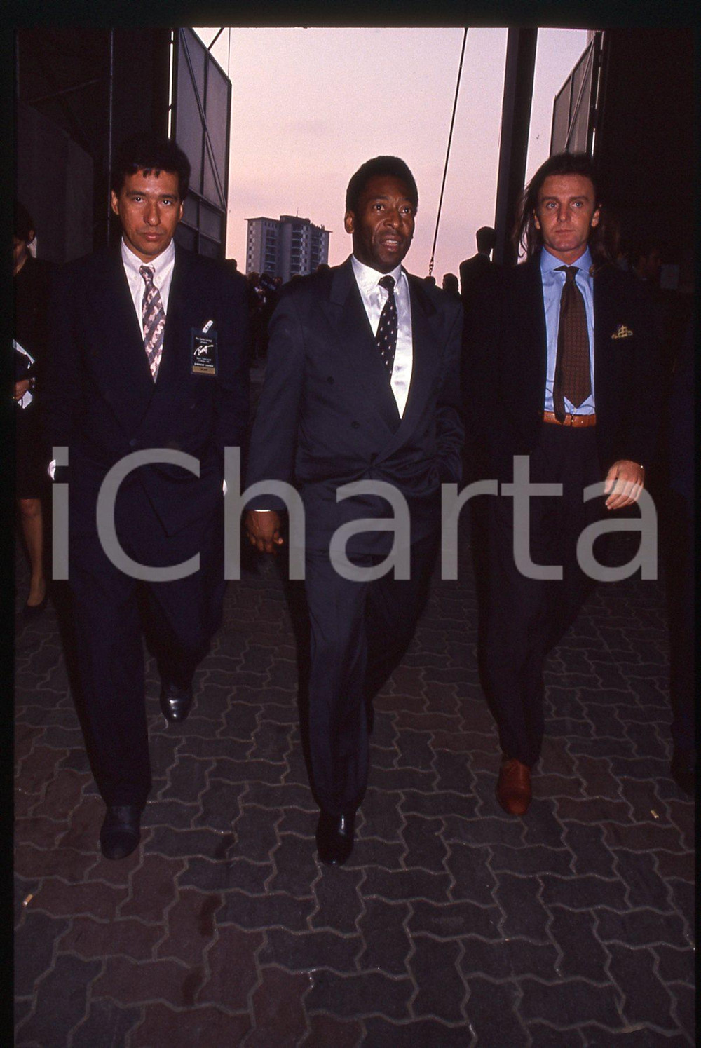 35mm vintage slide* 1990 MILANO CALCIO PELÉ arriva al Galà di ITALIA '90 (2)