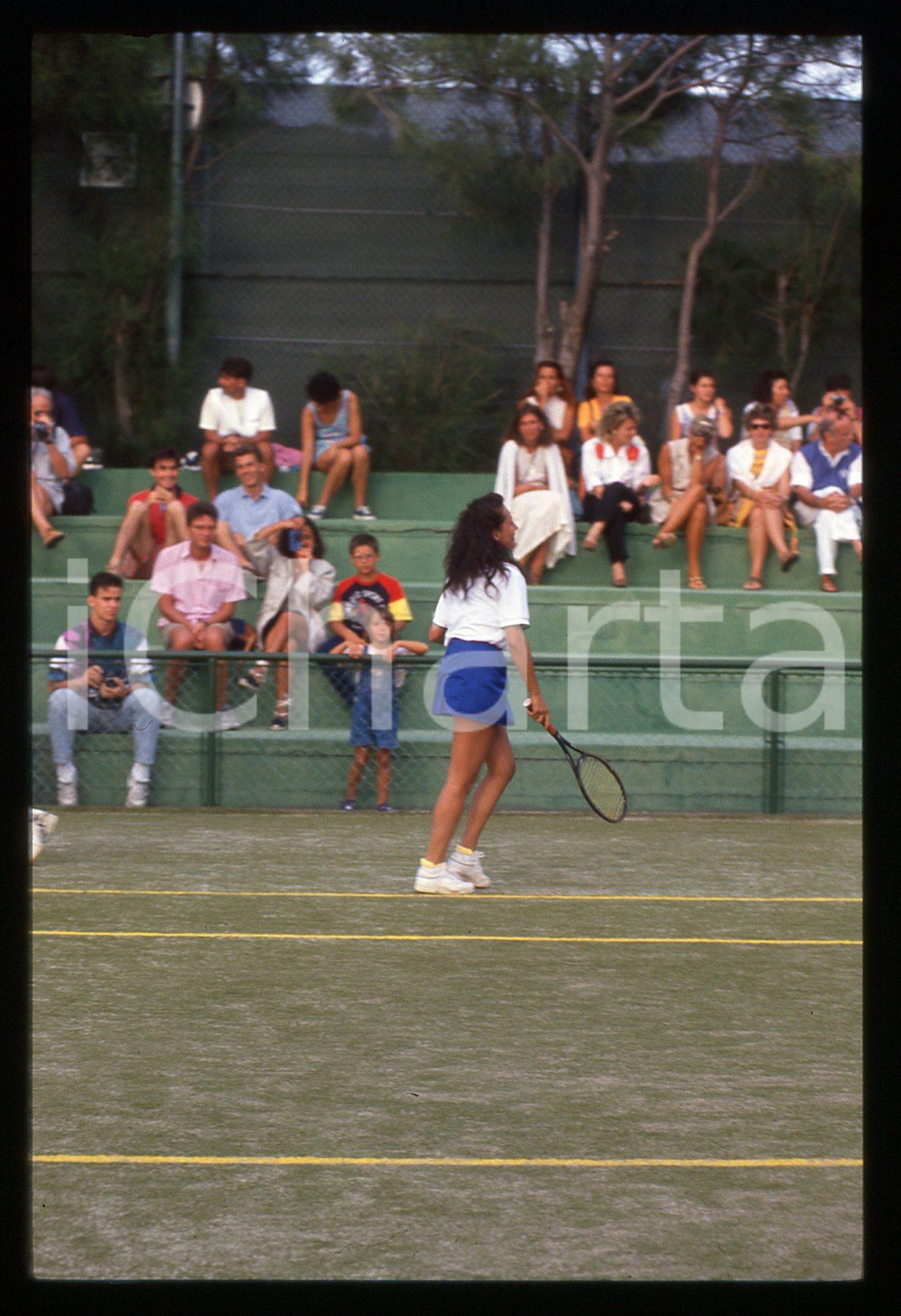 35mm vintage slide* 1995 ca SARDEGNA - Carmen LASORELLA gioca a tennis 16