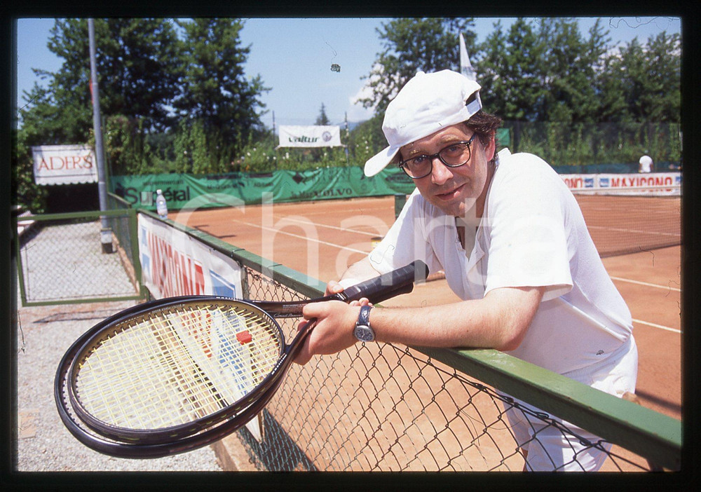 35mm vintage slide* 1995 ca FORTE DEI MARMI Massimo WERTMULLER gioca a tennis