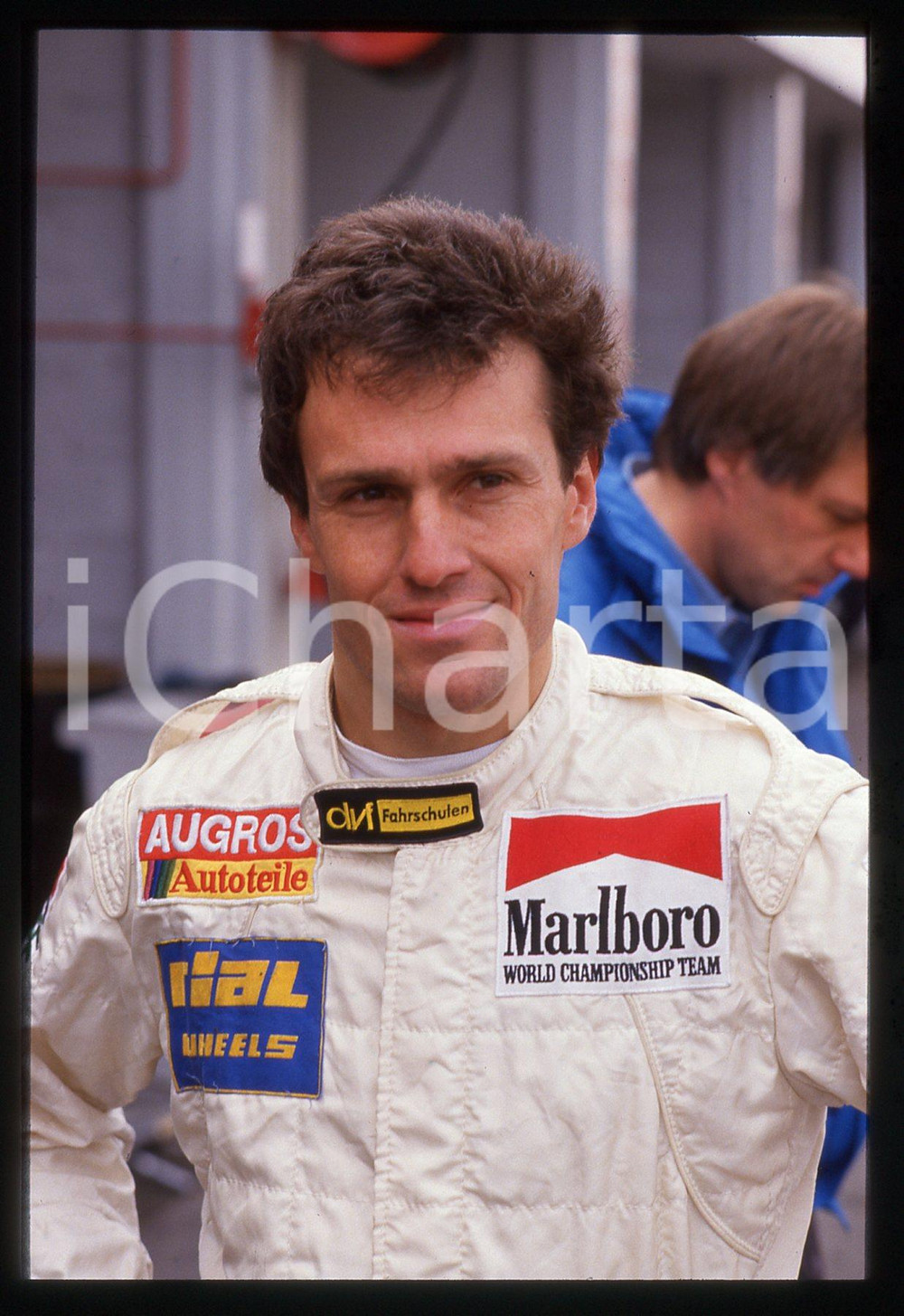 35mm vintage slide* 1988 GP MONZA - Andrea DE CESARIS Scuderia RIAL ai box (6)