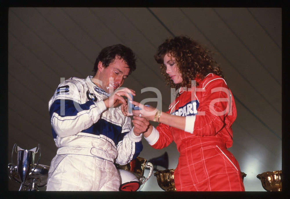 35mm vintage slide* 1988 AIRC Gara beneficenza-Andrea DE CESARIS Kelly LEBROCK 2