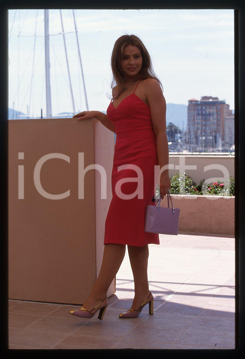 35mm vintage slide* 2000 FESTIVAL CANNES Ornella MUTI Photocall TIERRA DEL FUEGO