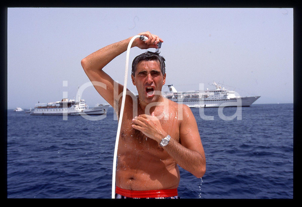 35mm vintage slide* 1999 CAPRI - Pier Ferdinando CASINI sotto la doccia