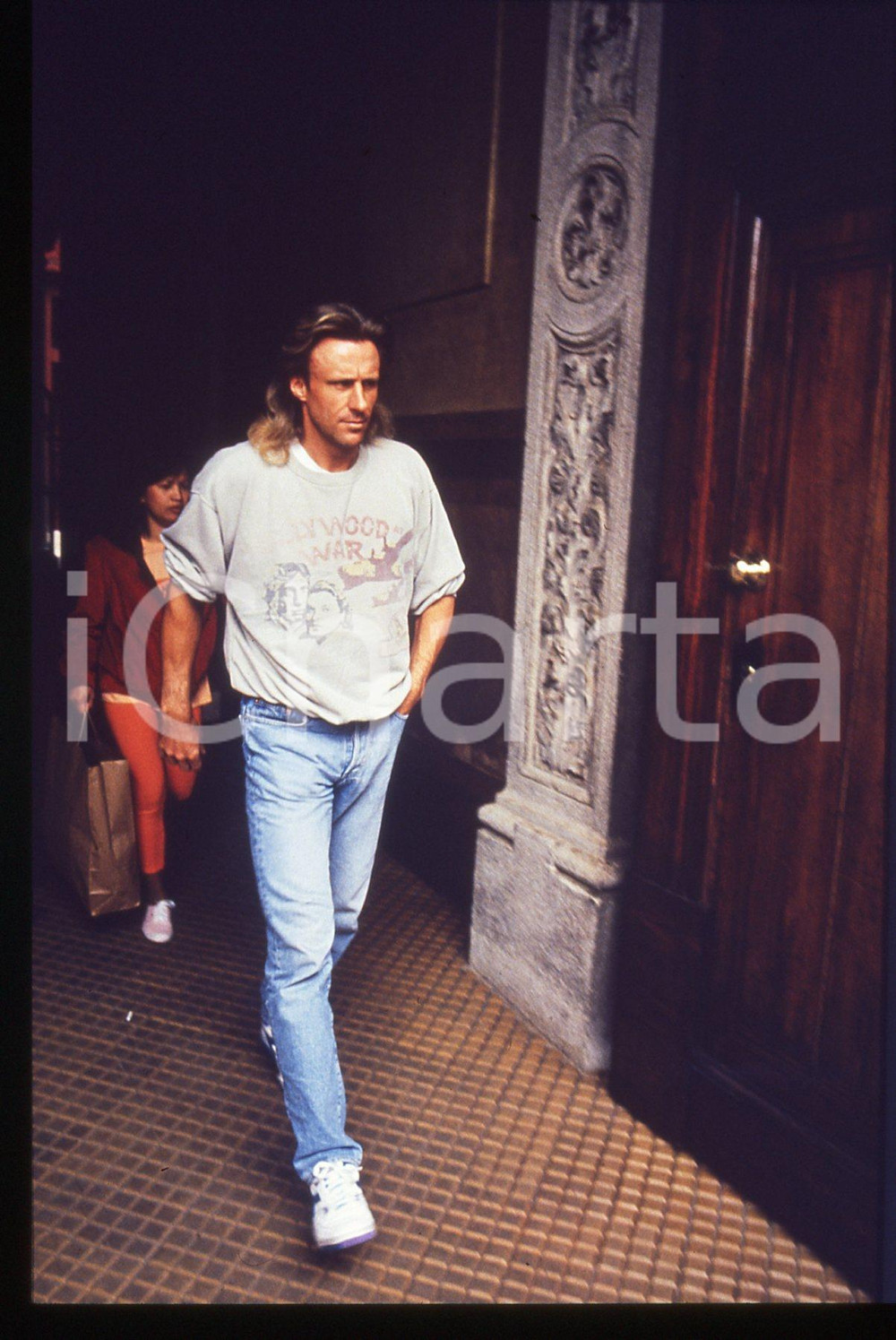 35mm vintage slide* 1991 MILANO - Bjorn BORG esce da casa di Loredana BERTÈ (6)