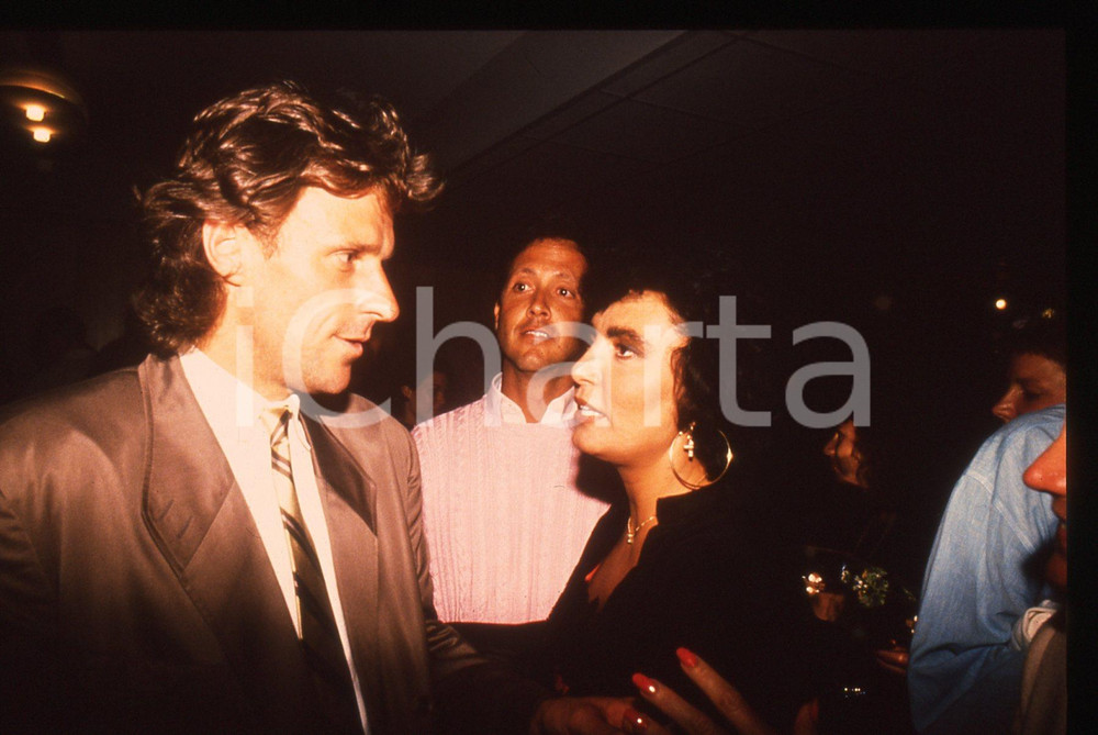 35mm vintage slide* 1990 ca COSTUME - Bjorn BORG e Loredana BERTÈ - Ritratto (2)