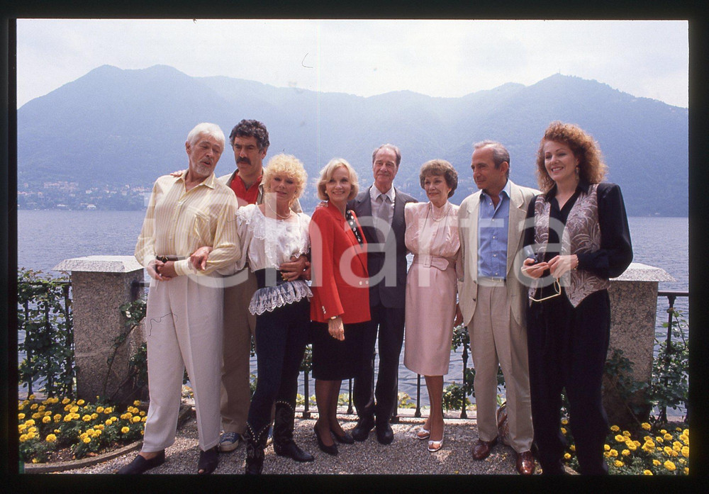 35mm vintage slide* 1990 CERNOBBIO - VILLA D'ESTE James COBURN Eva Marie SAINT 2