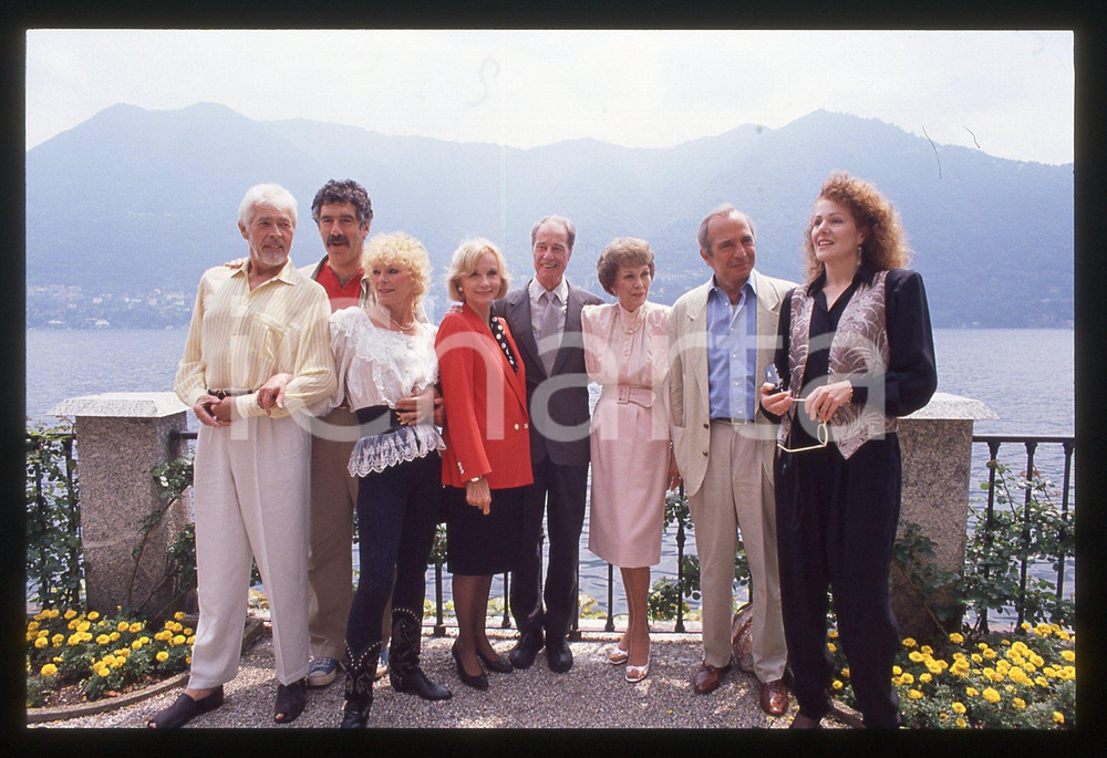 35mm vintage slide* 1990 CERNOBBIO VILLA D'ESTE - James COBURN Eva Marie SAINT 6