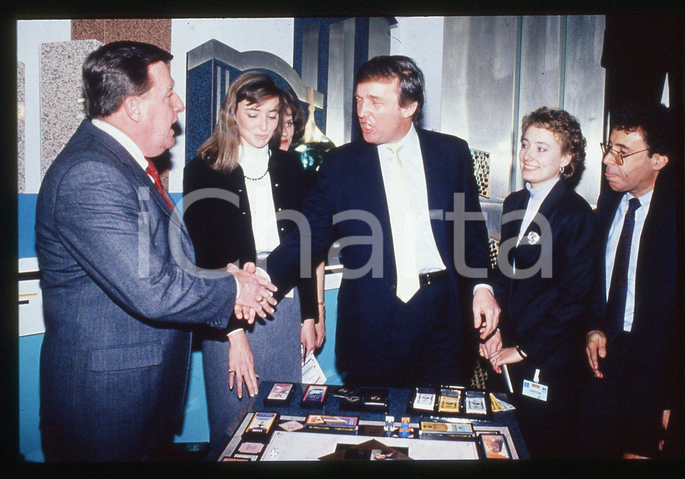 35mm vintage slide* 1989 NEW YORK Donald TRUMP unveils game TRUMP:THE GAME (2)