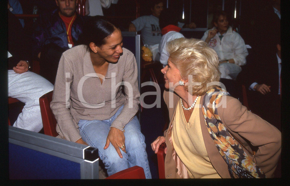 35mm vintage slide* 1993 MILANO - MURATTI INDOOR Barbara FELTUS e Lea PERICOLI 2