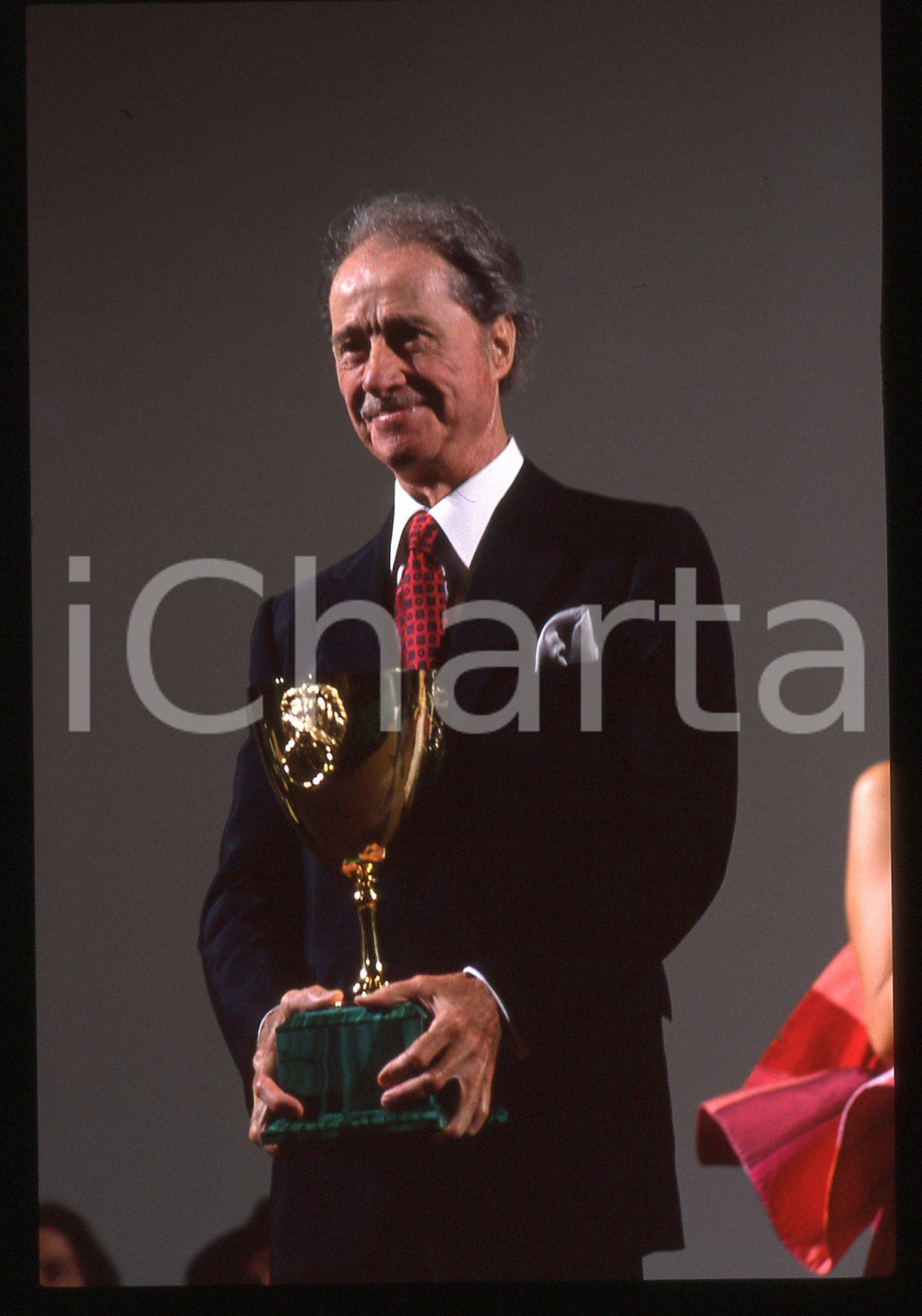 35mm vintage slide* 1988 MOSTRA VENEZIA - Don AMECHE vince la COPPA VOLPI (2)