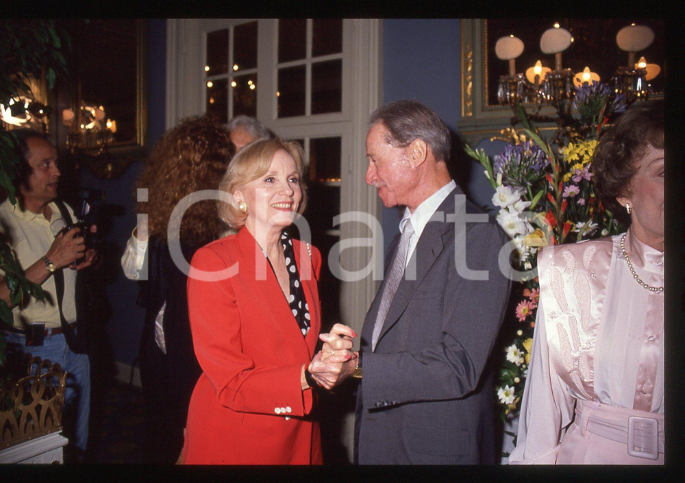 35mm vintage slide* 1990 CERNOBBIO VILLA D'ESTE Don AMECHE ed Eva Marie SAINT 2