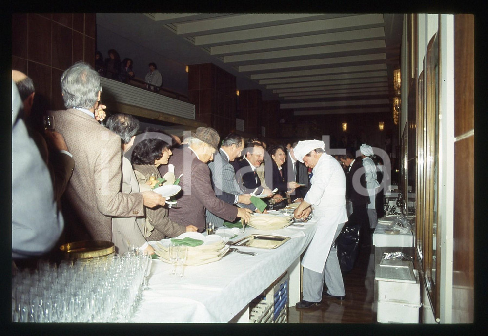 35mm vintage slide* 1988 ROMA Teatro ARGENTINA - Musical "IL RE DEI GHIOTTONI"
