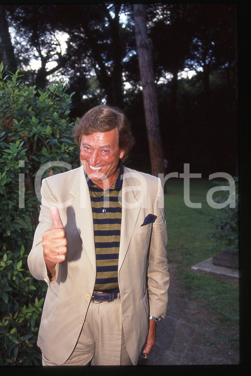 35mm vintage slide* 1990 ca COSTUME - Guido ANGELI Ritratto del presentatore (5)