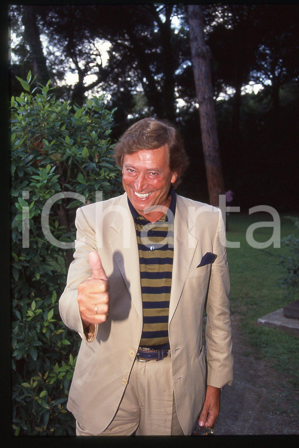 35mm vintage slide* 1990 ca COSTUME - Guido ANGELI Ritratto del presentatore (7)