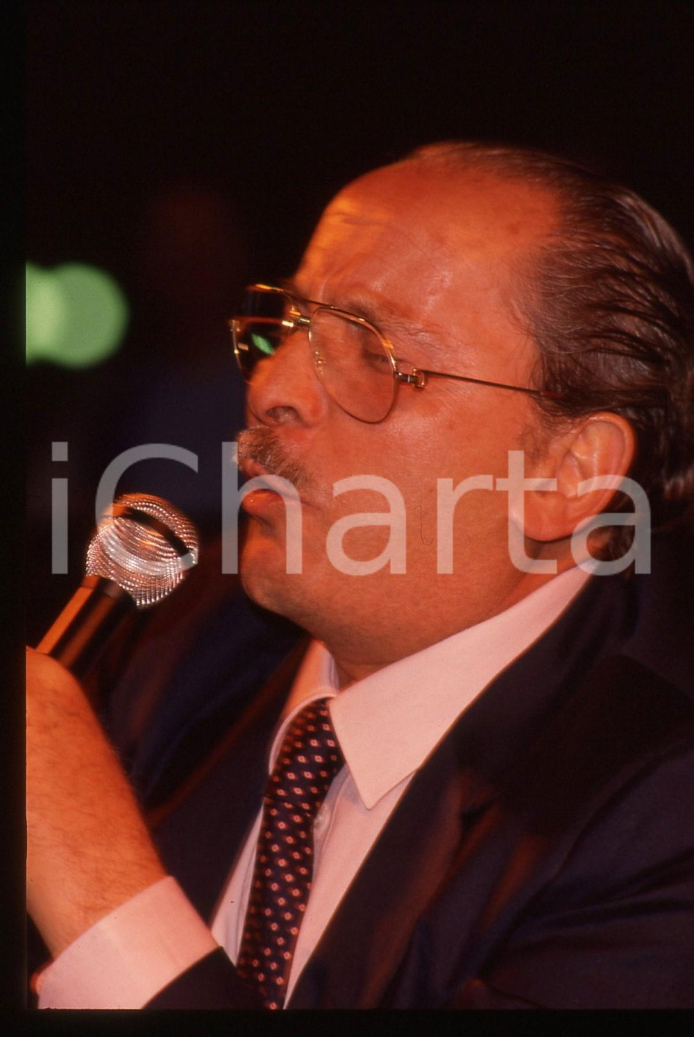 35mm vintage slide* 1989 MILANO Domenico MODUGNO canta ad un comizio del PSDI 2